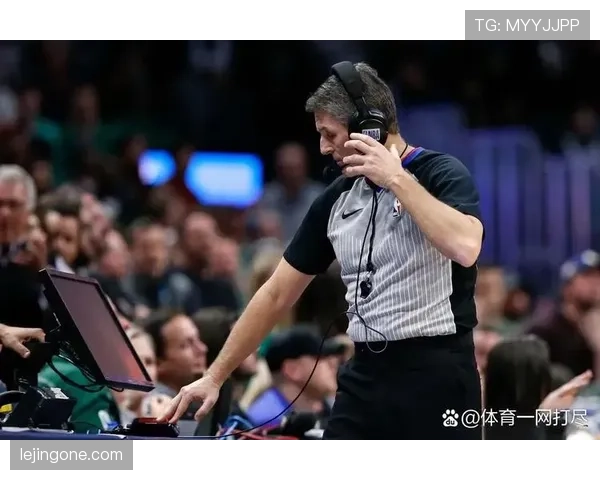 挑战判罚规则为何充满争议?带你理解其核心判定逻辑 挑战判罚规则为何充满争议?带你理解其核心判定逻辑
